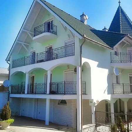 דירה Kely's Fortuna Apartman *
