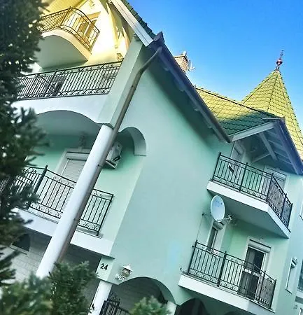 Kely's Fortuna Apartman דירה Hévíz