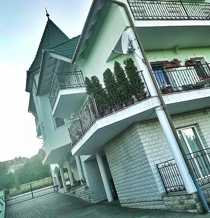 Kely's Fortuna Apartman דירה