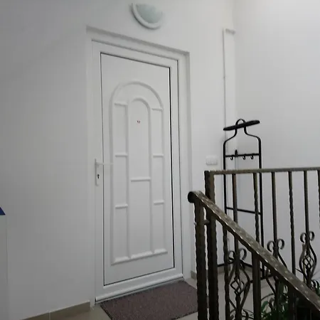 דירה Kely's Fortuna Apartman *