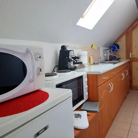 Kely's Fortuna Apartman דירה