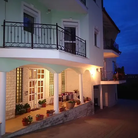 Kely's Fortuna Apartman דירה Hévíz