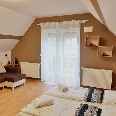 דירה Kely's Fortuna Apartman *