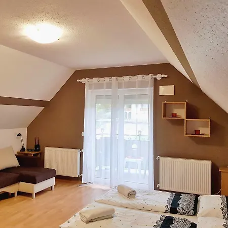דירה Kely's Fortuna Apartman