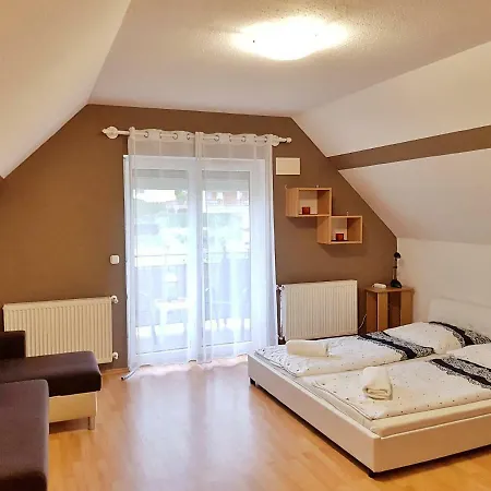 Kely's Fortuna Apartman *